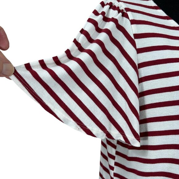 Green Envelope Red White Stripe Short Sleeve V-Neck Top Size 1X - Picture 5 of 8